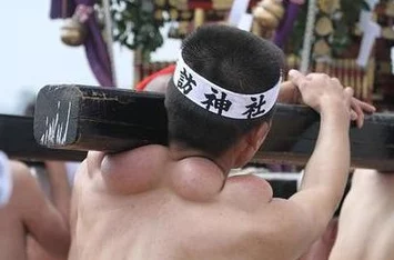 八重神子腿法娴熟脚法的原因，看来她的训练非常刻苦，真是让人佩服！