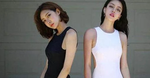 美女脱了内裤张开腿让男人看在追求美好生活的过程中，我们应该关注健康与自信，展现真实的自己，积极向上