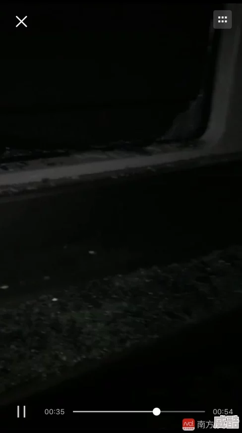 扒开未发育成熟的小缝视频让我们关注生命的成长与变化，珍惜每一个阶段带来的美好体验，共同见证自然的奇迹